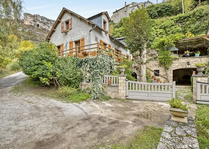 La Caze Villa Saint-Pierre-des-Tripiers